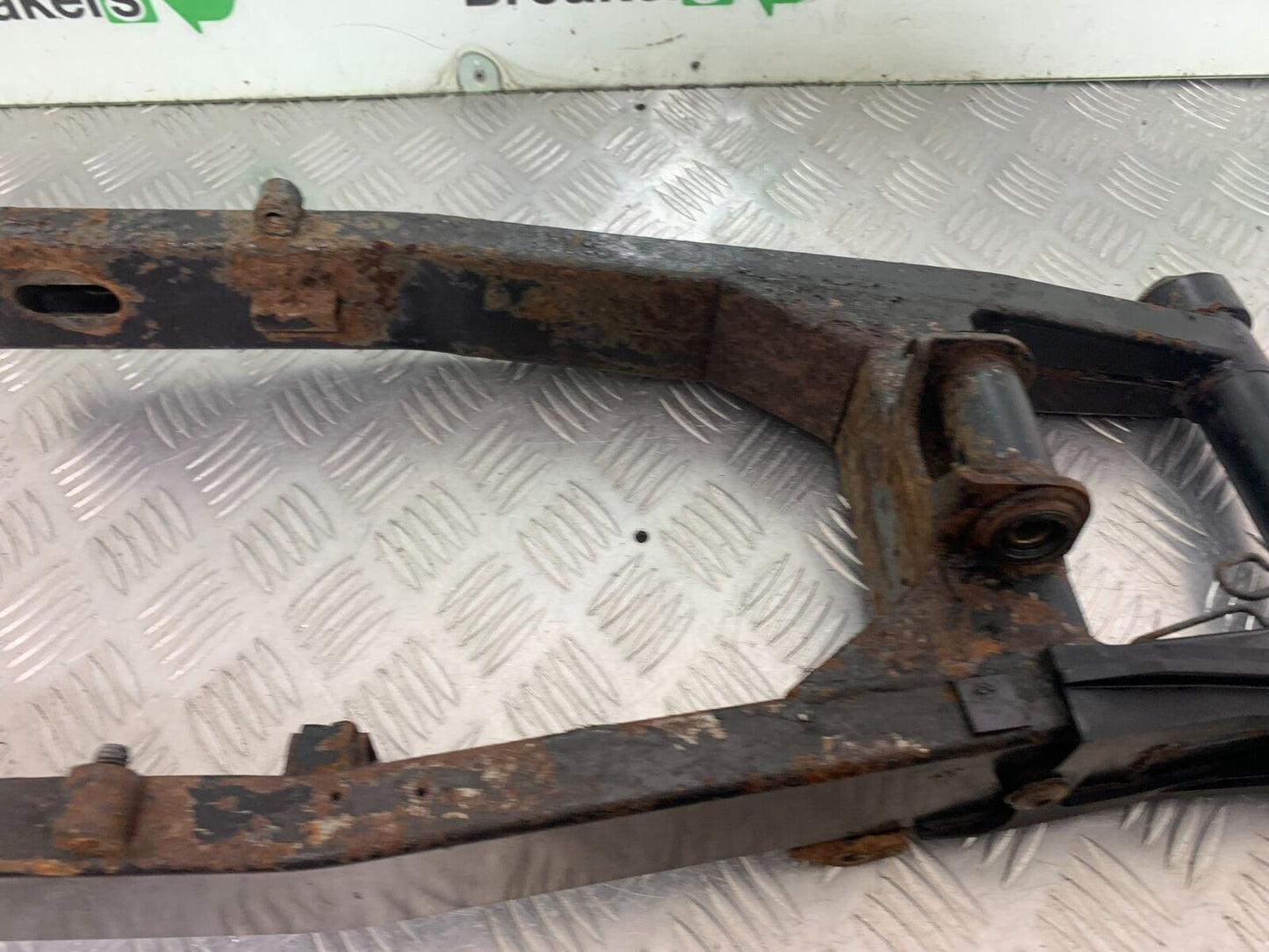 KAWASAKI Z750 Z 750 SWINGARM  YEAR 2004-2006  (CMB1104)