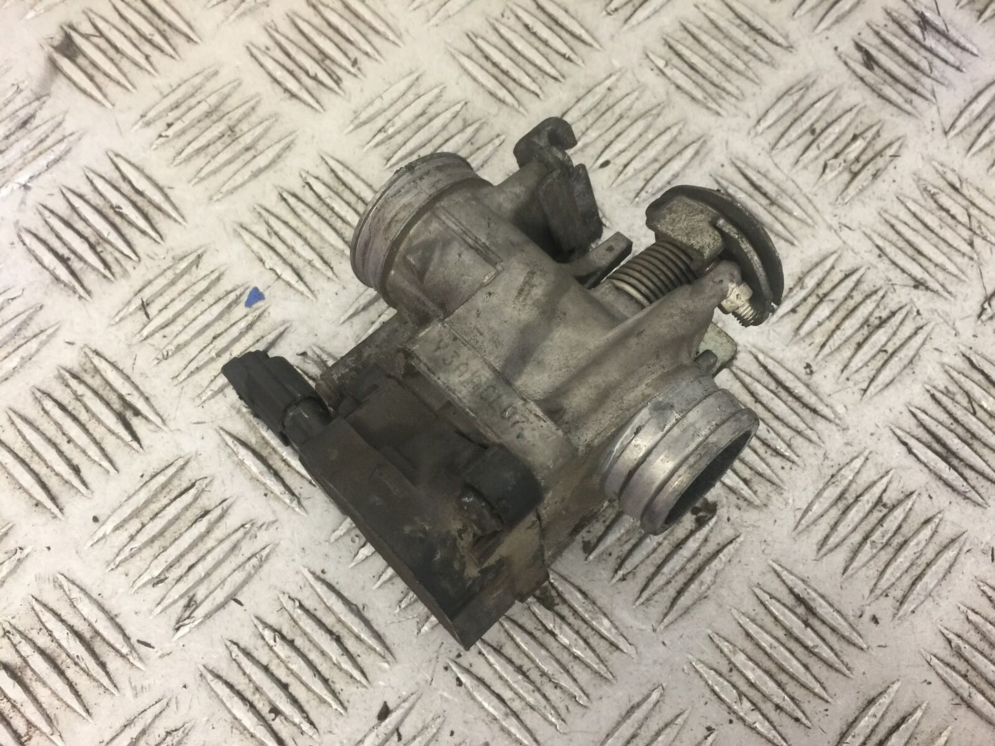 HONDA PCX125 PCX 125 THROTTLE BODY YEAR 2013  STOCK 592