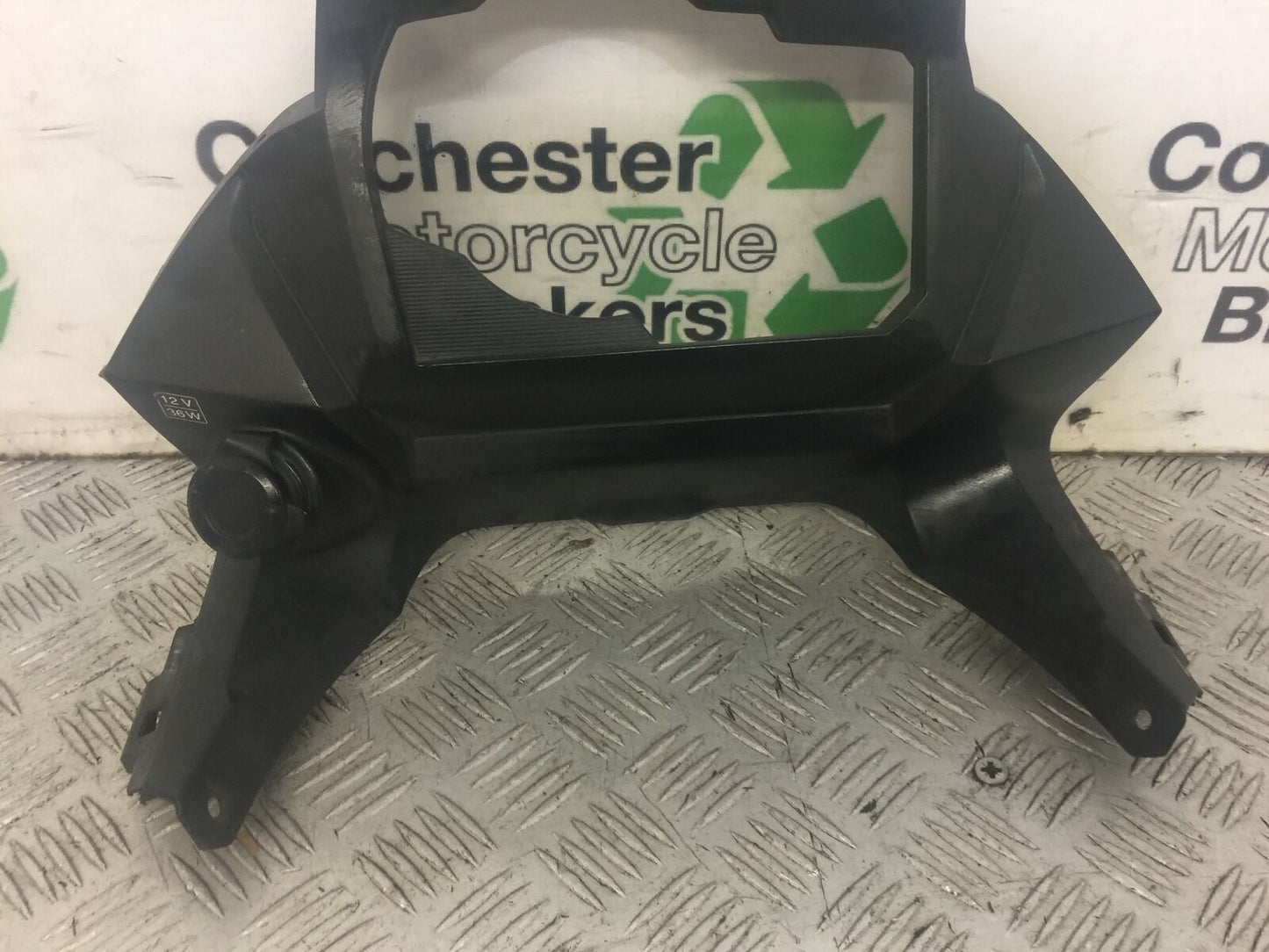 SUZUKI DL 650 V-STROM CLOCK SURROUND  YEAR 2017 (STOCK 638)