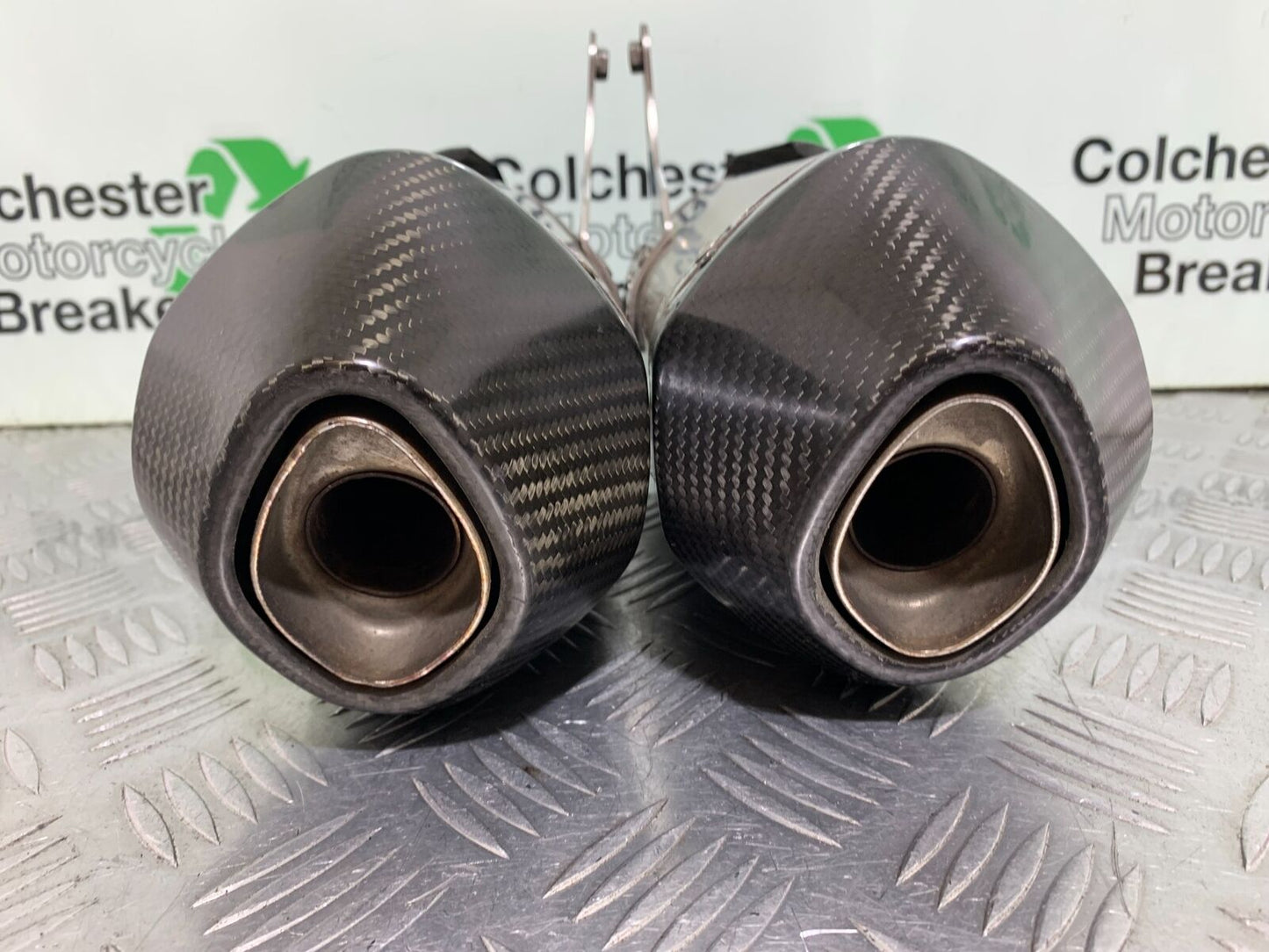 TRIUMPH 1050 SPEED TRIPLE RS  ARROW SILENCERS YEAR 2018-2020 (CMB1029)