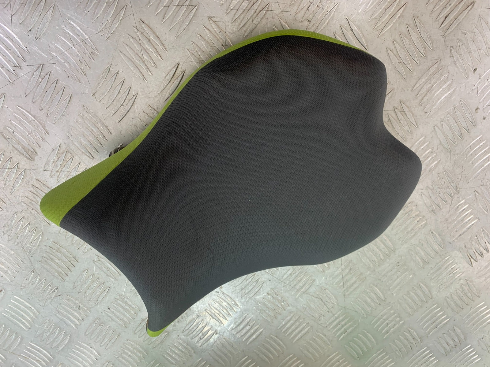 KAWASAKI Z125 Z 125 FRONT SEAT  YEAR  2018-2023 (CMB1167)