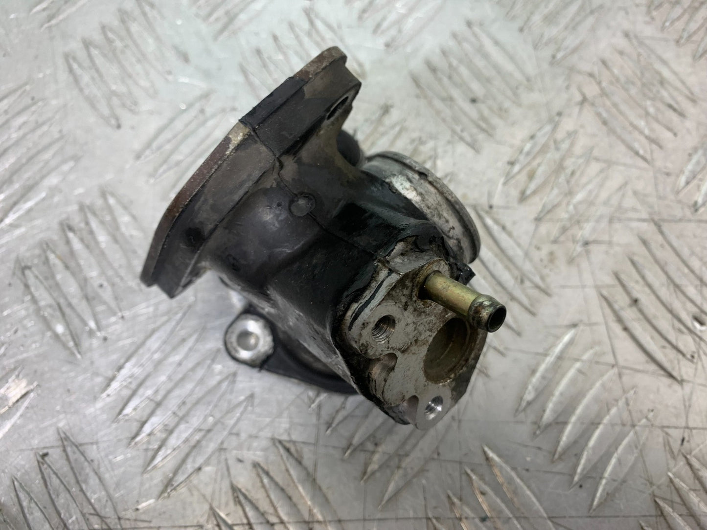 HONDA VT750 SHADOW INLET MANIFOLD  YEAR 2003-2004 (CMB1265)