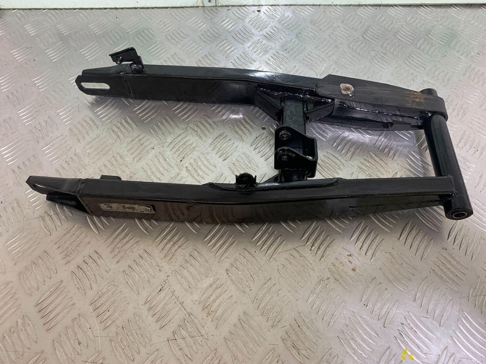 BENELLI BN125 BN 125 SWINGARM  YEAR 2018-2021 (CMB1080)