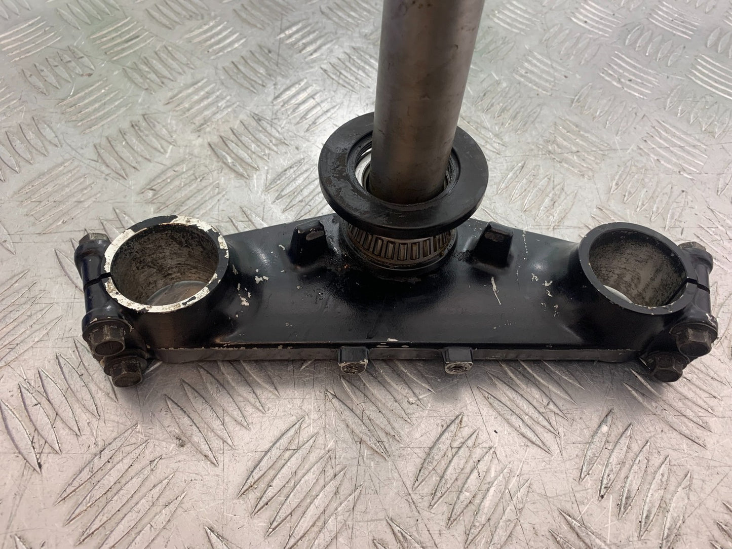 KAWASAKI ZZR1100 D BOTTOM YOKE   YEAR 1993-2001 (CMB1289)