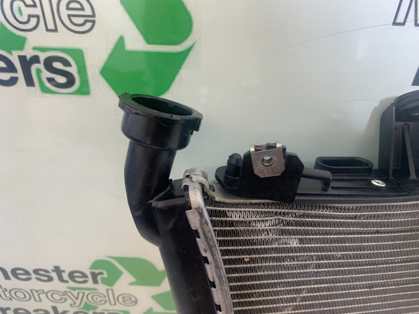 BMW M1000 R RADIATOR   YEAR 2023-2024 (CMB1140)