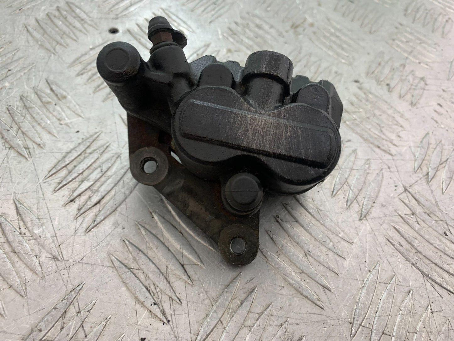 PIAGGIO VESPA GT125 L FRONT BRAKE CALIPER YEAR 2003 (CMB1300)