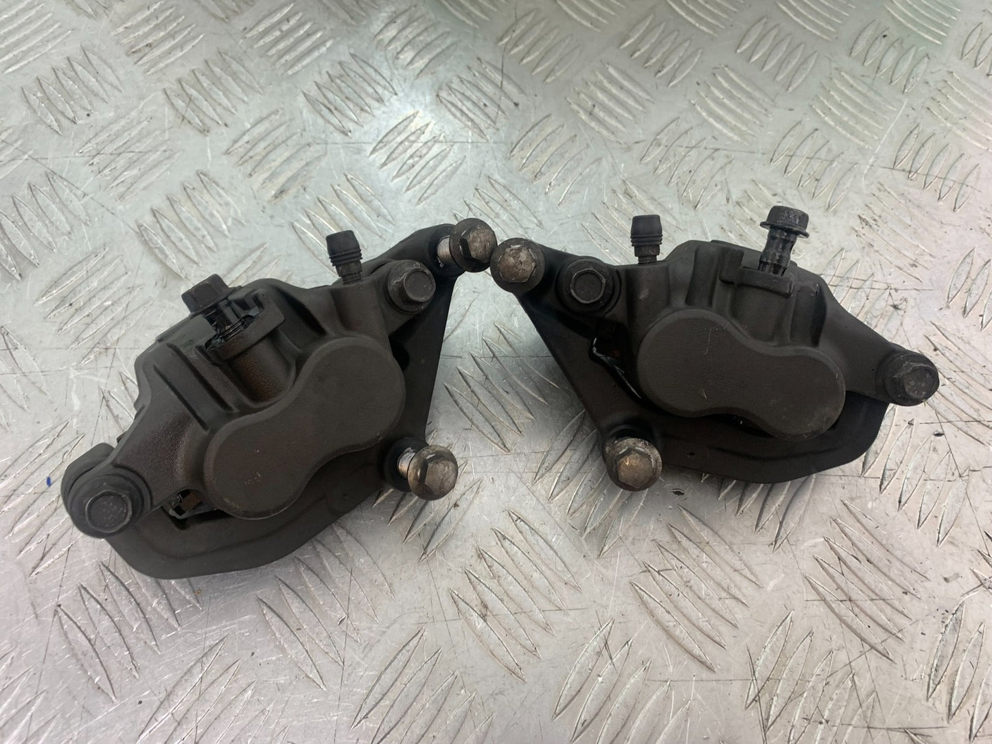 YAMAHA XJ6 XJ6-S FRONT BRAKE CALIPERS YEAR 2009-2015  (CMB1212)
