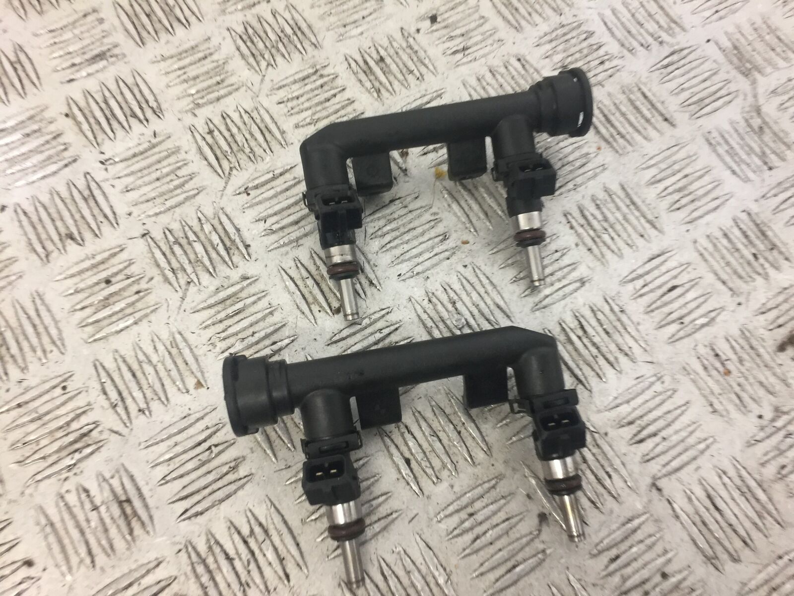 BMW S1000 R AIRBOX INJECTORS  YEAR 2018  (STOCK 645)