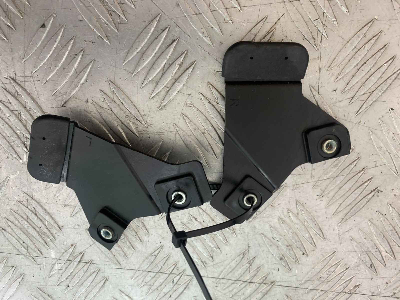 SUZUKI DL1000 V-STROM INFILL COVERS  YEAR 2014-2019 (CMB1325)