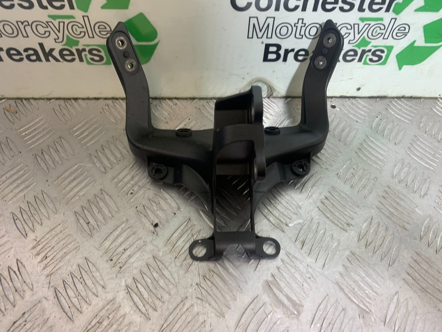 YAMAHA YZF R1 14 B BIG BANG FRONT SUBFRAME 2009-14 (CMB1175)