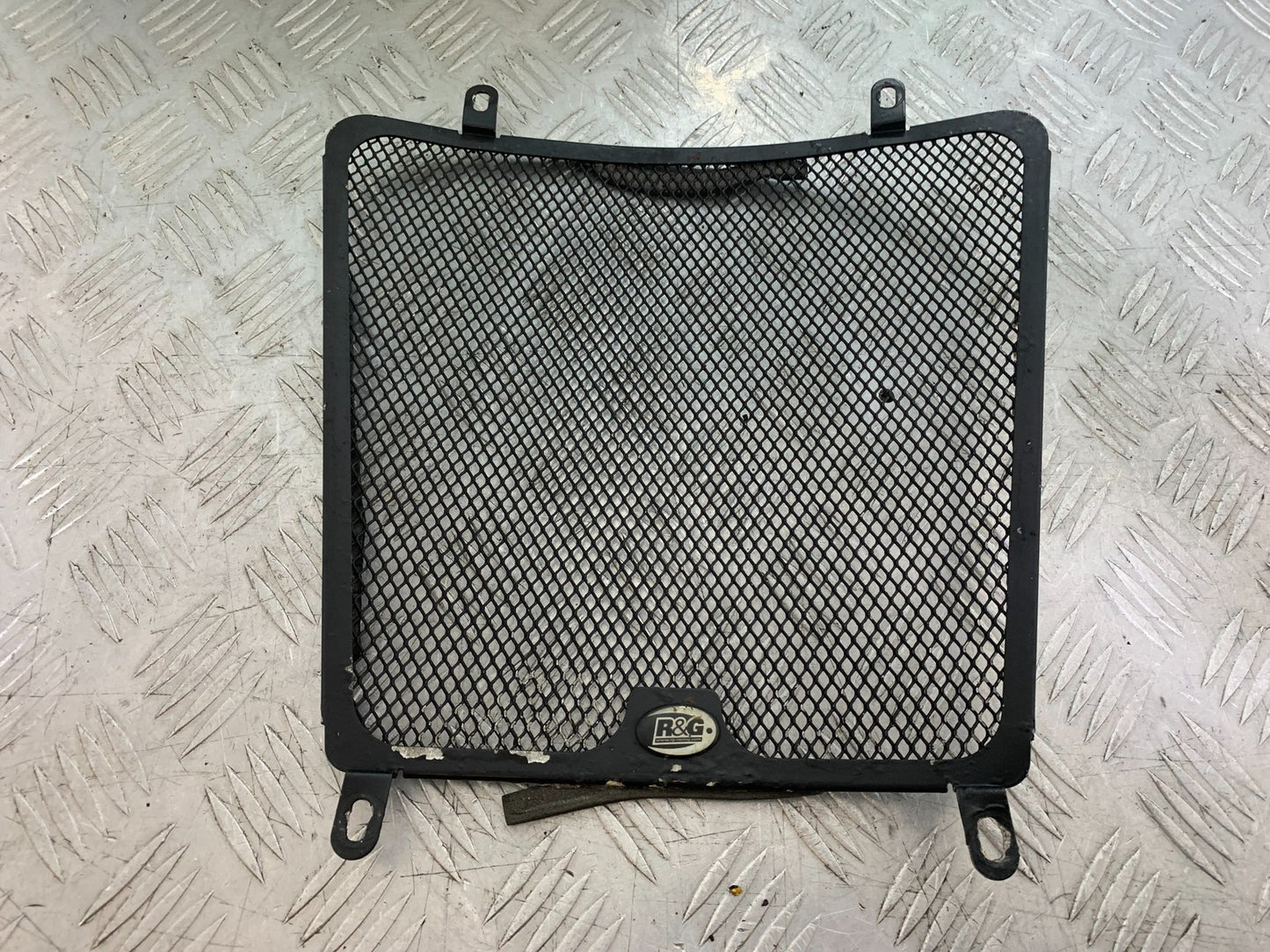 APRILIA TUONO 1000 V4R RADIATOR GRILL  YEAR 2011-13  (CMB1316)
