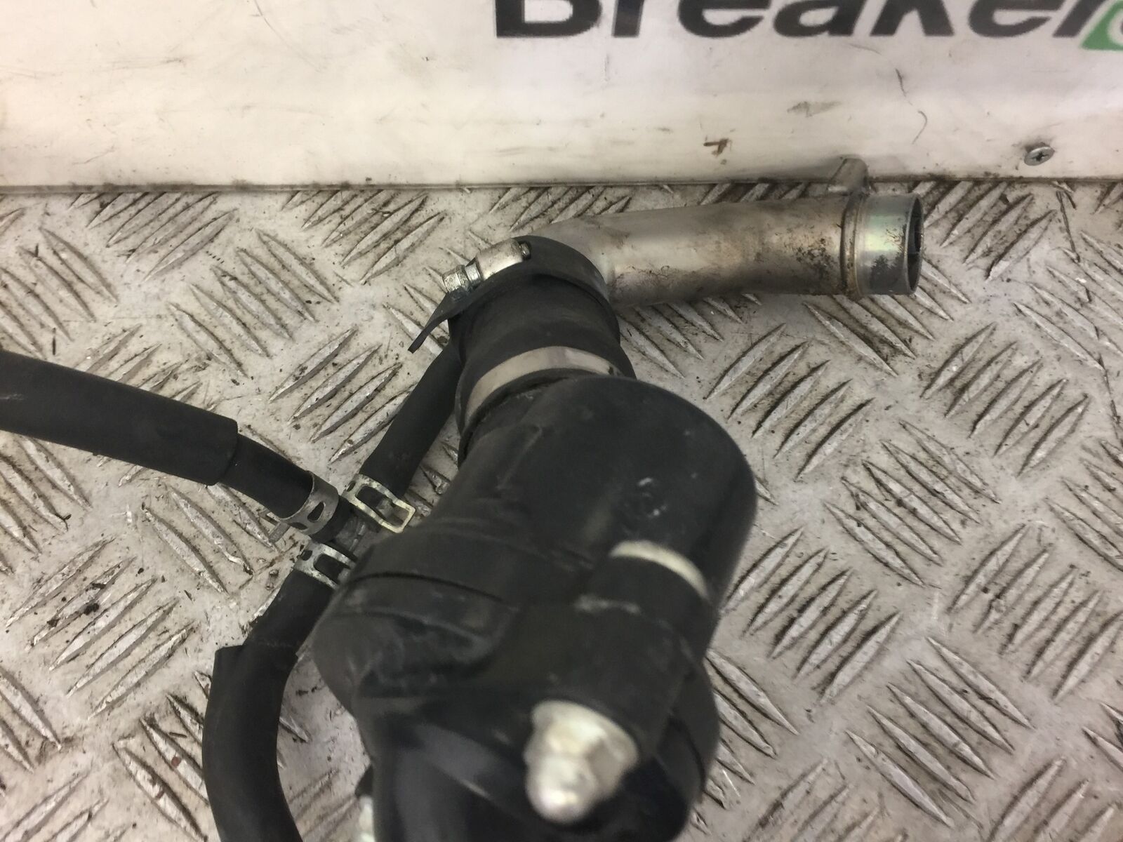 YAMAHA YZF R1 THERMOSTAT  YEAR 2009-2014 STOCK NO 329