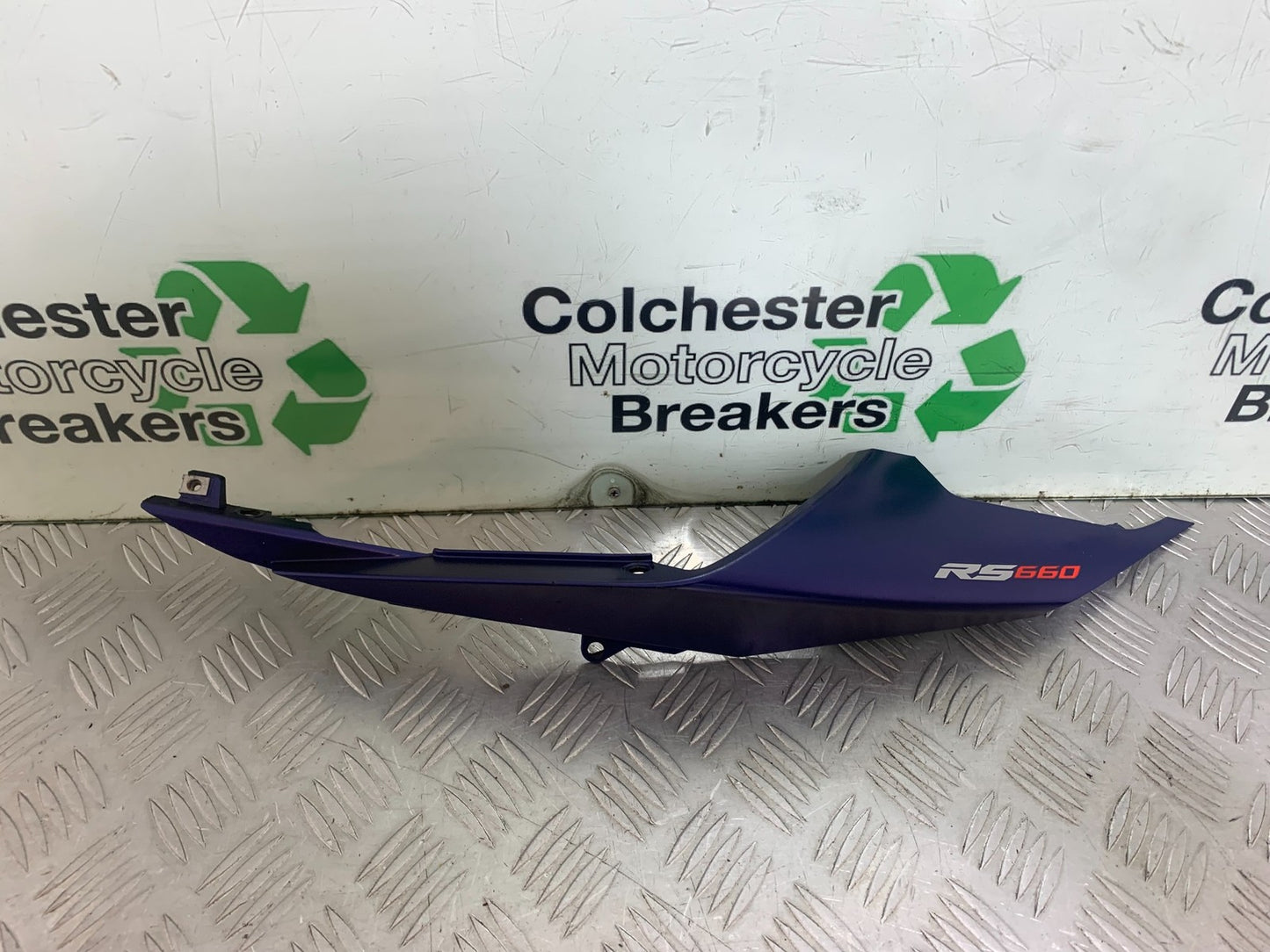 APRILIA RS660 RS 660 LEFT SEAT PANEL YEAR 2020-2024 (CMB1202)
