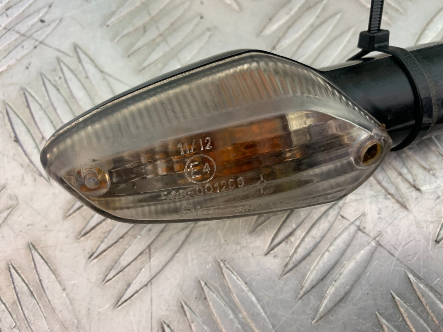 HONDA CBF125 CBF 125 REAR INDICATORS (DAMAGED)   YEAR 2009-14 (CMB1182)