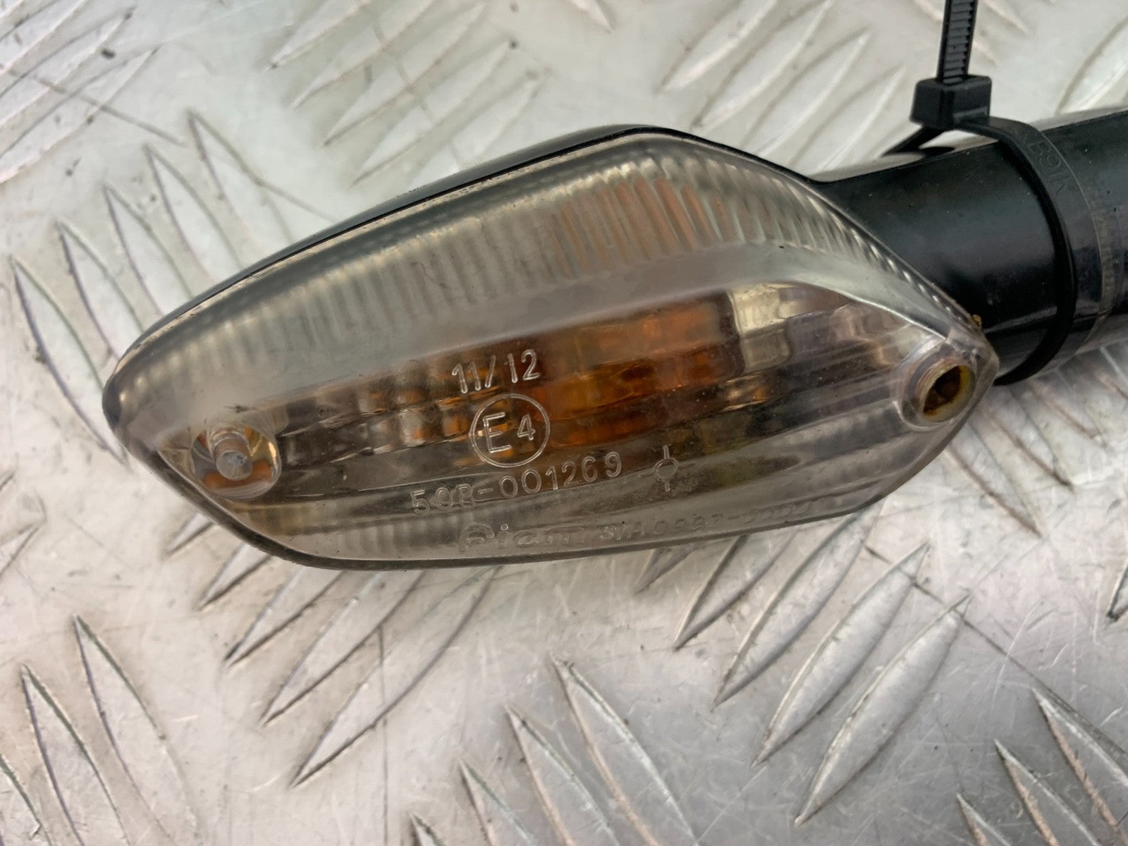 HONDA CBF125 CBF 125 REAR INDICATORS (DAMAGED)   YEAR 2009-14 (CMB1182)