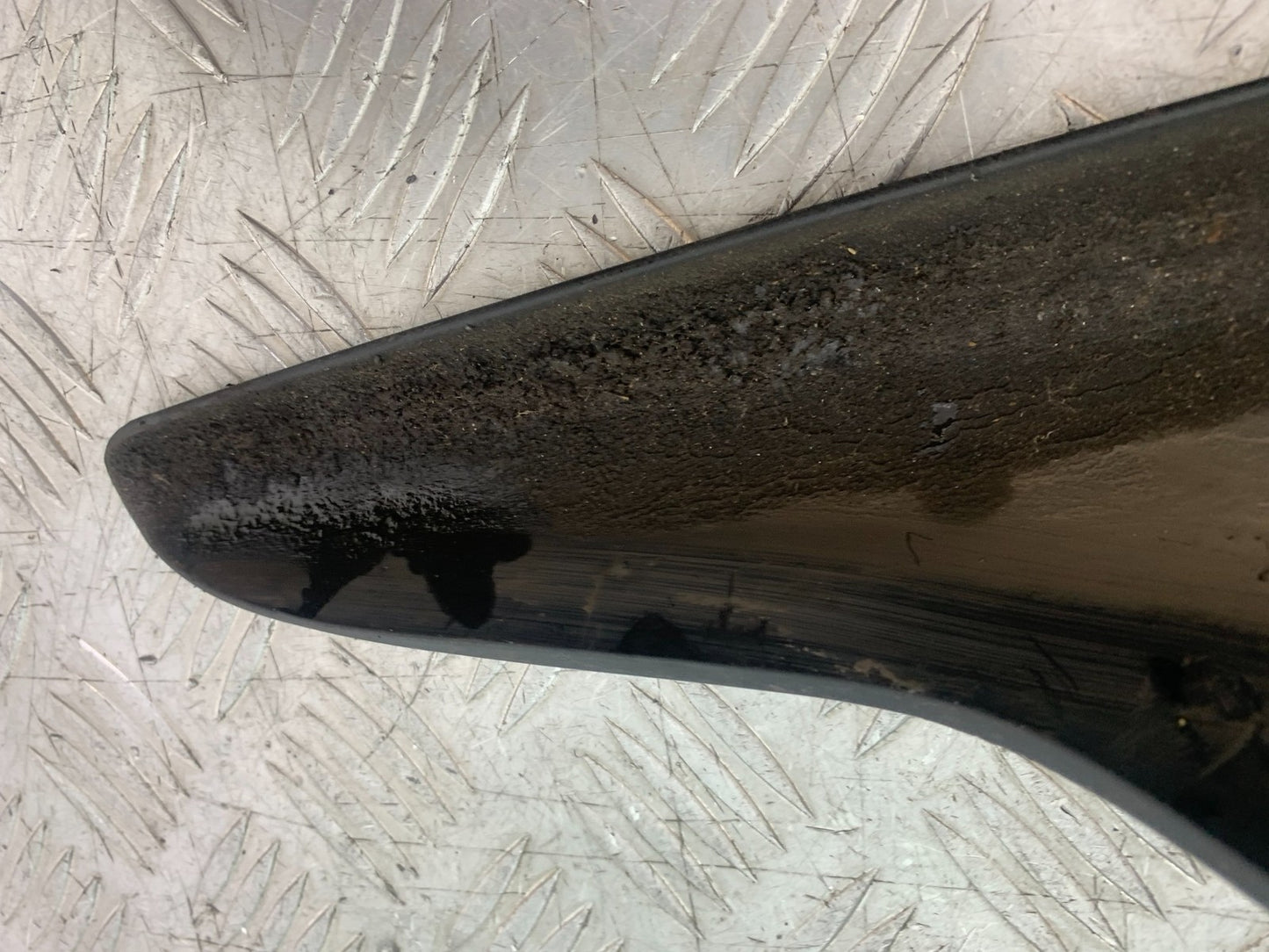 KAWASAKI ER6 F ER6F CHAIN GUARD  YEAR 2005-2008 (CMB1277)
