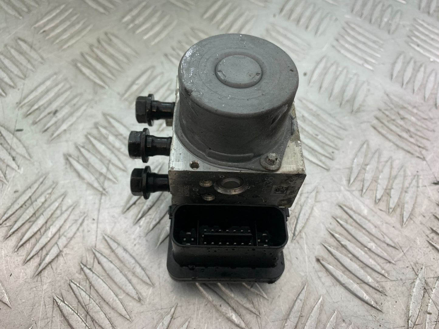 ROYAL ENFIELD HIMALAYAN 411 ABS PUMP YEAR 2018-2023 (CMB1279)