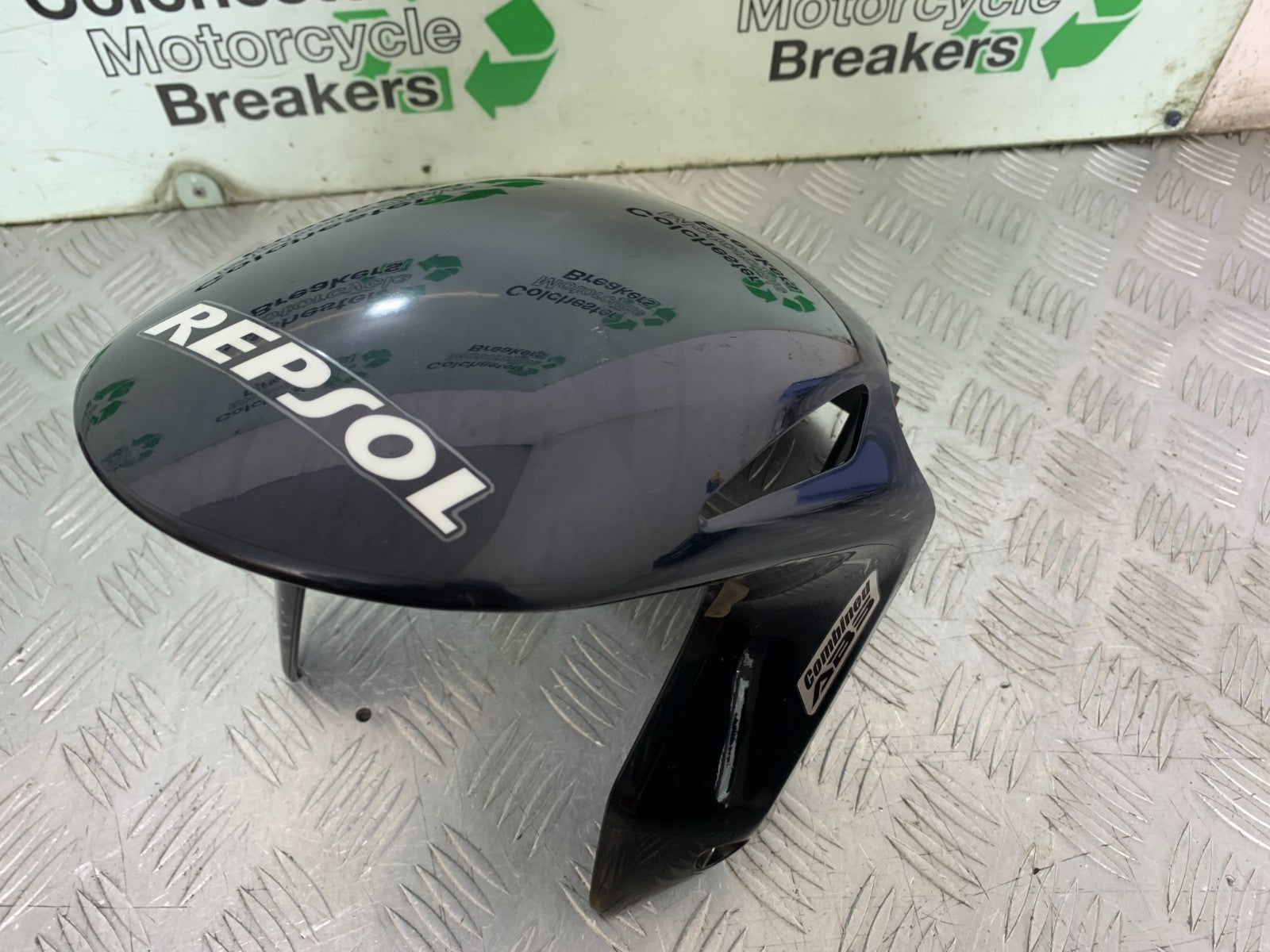 HONDA CBR1000 RR  FRONT MUDGUARD YEAR  2008-2011 (CMB1330)