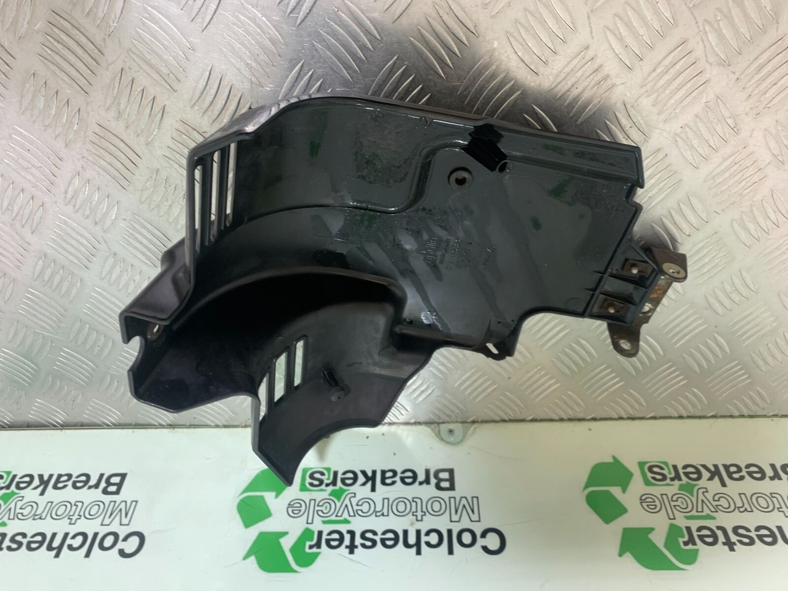 APRILIA 650 PAGASO STRADA BELLYPAN  YEAR 2005-2010 (CMB1057)