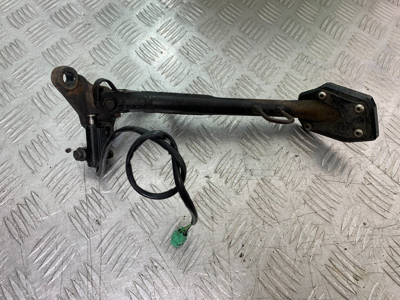 SUZUKI DL1000 V-STROM SIDE STAND AND BRACKET  YEAR 2014-2019 (CMB1325)