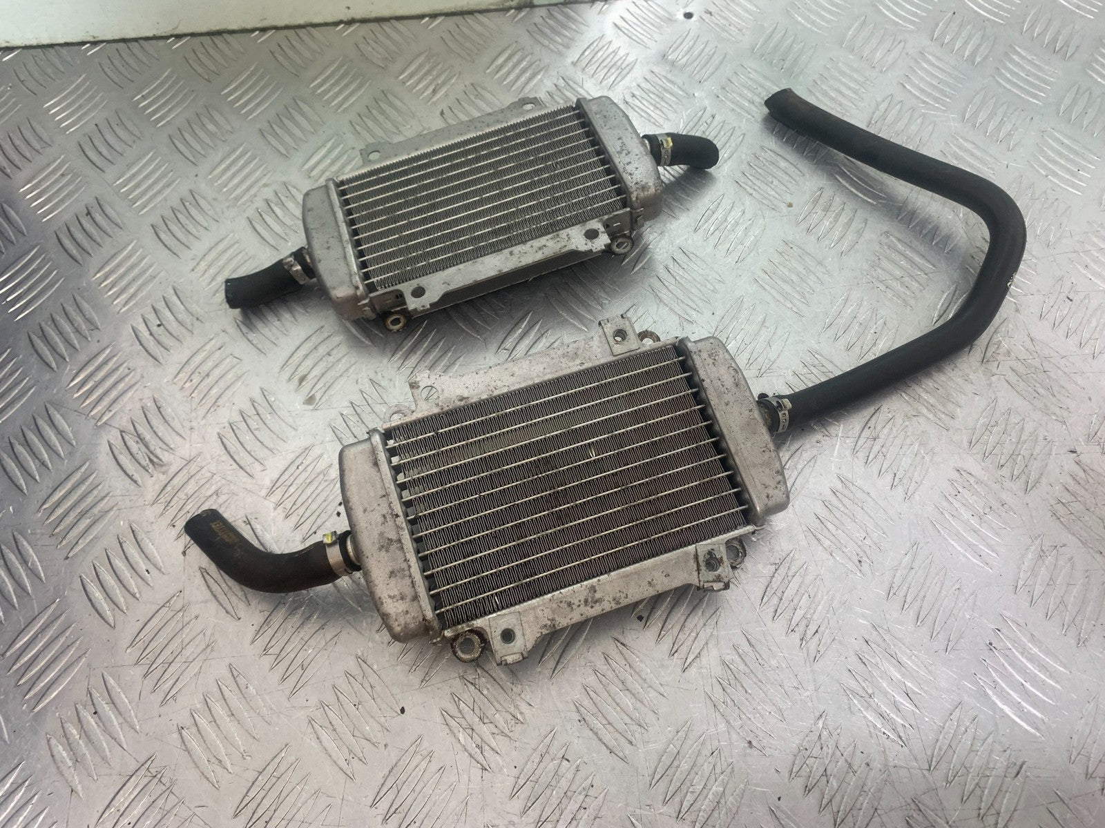 PIAGGIO VESPA GT125 L RADIATORS YEAR 2003 (CMB1300)