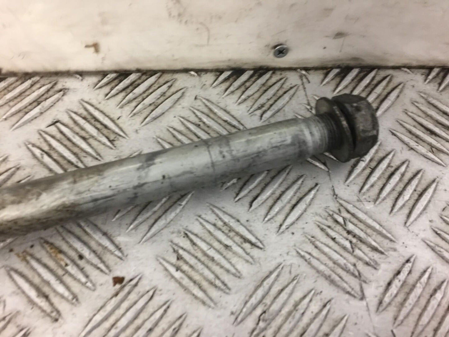 HONDA CB650 F CB 650 FA-H SWINGARM SPINDLE   YEAR 2017-2019 STOCK 403