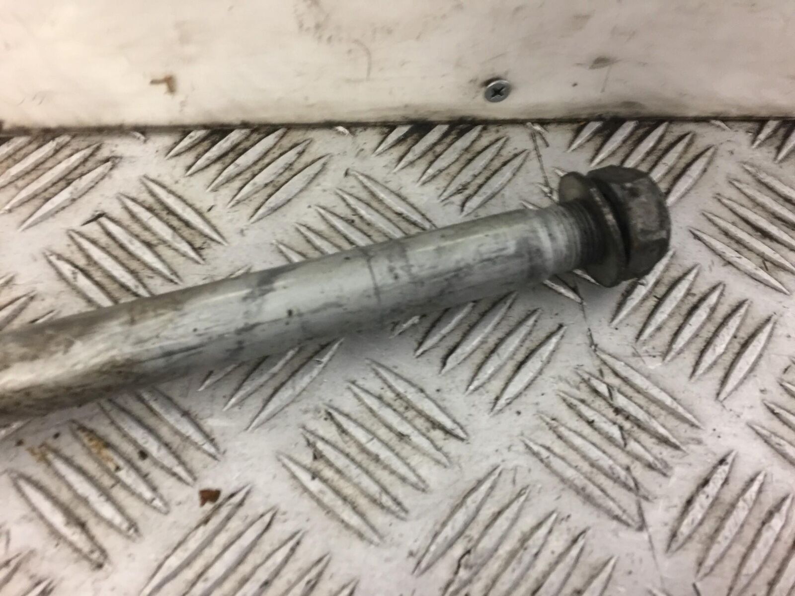 HONDA CB650 F CB 650 FA-H SWINGARM SPINDLE   YEAR 2017-2019 STOCK 403