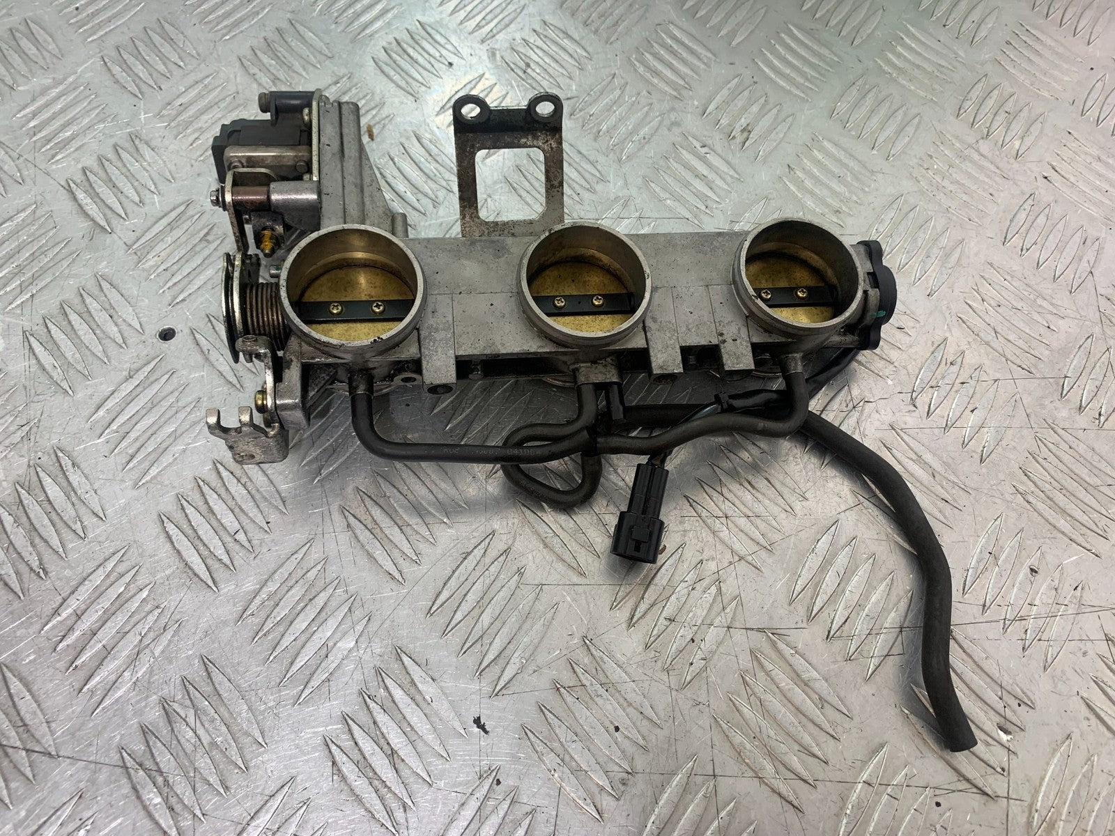 TRIUMPH 1050 SPRINT ST THROTTLE BODIES   YEAR 2004-2007 (CMB1197)