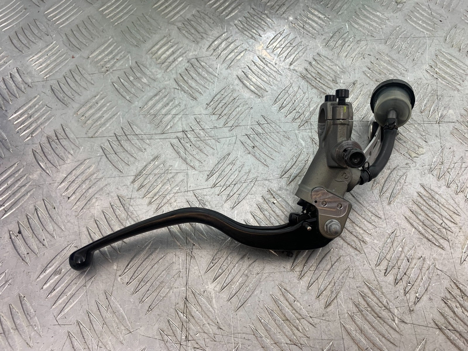 DUCATI 1198 S CLUTCH MASTER CYLINDER  YEAR 2009-2011 (CMB1219)