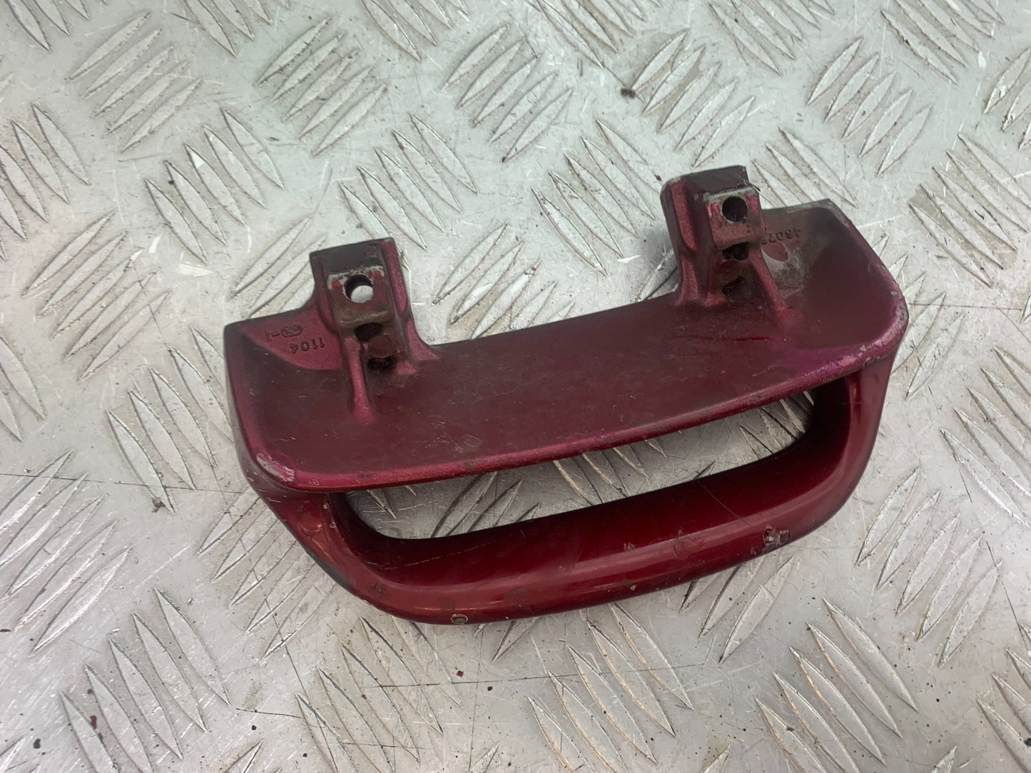 KAWASAKI ZZR1100 D GRAB RAIL  YEAR 1993-2001 (CMB1164)