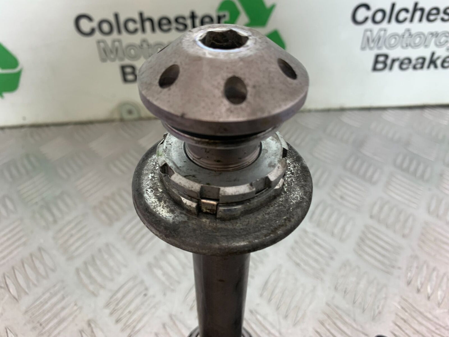 HONDA CBR1100 BLACKBIRD BOTTOM YOKE  YEAR 1999-2005 (CMB1103)
