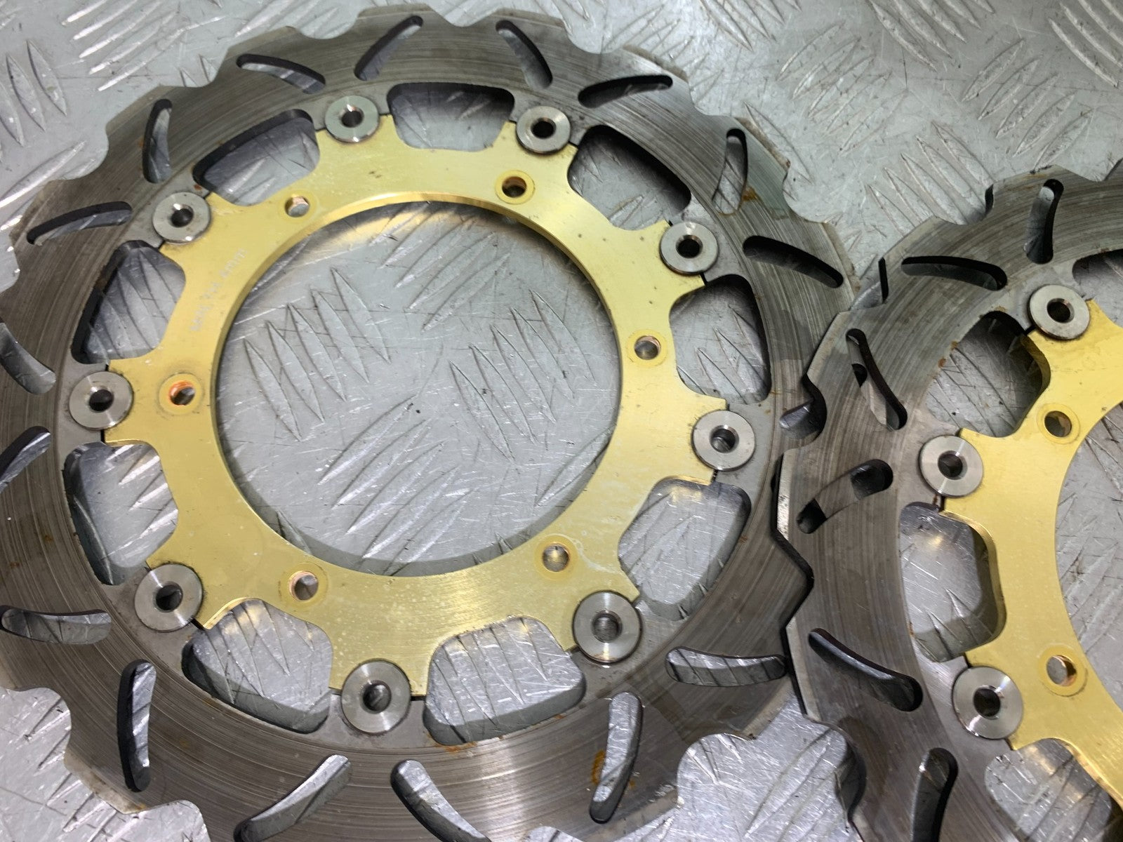YAMAHA YZF R1 4XV FRONT BRAKE DISCS  YEAR 1998-99 (CMB1291)