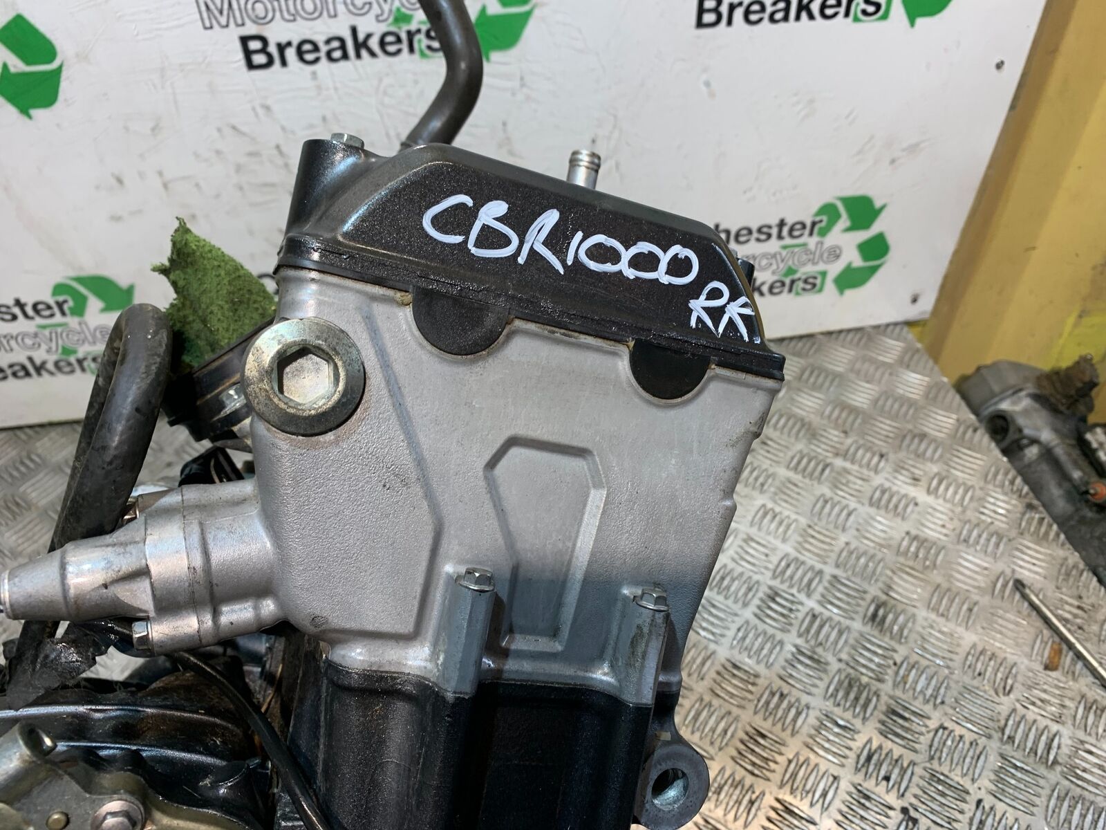 HONDA CBR1000 rr FIREBLADE ENGINE YEAR 2008-2011 (CMB1037)