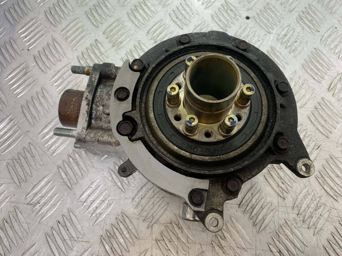 HONDA NTV 600 REVERE REAR DIFF YEAR 1988-1996  (CMB1281)