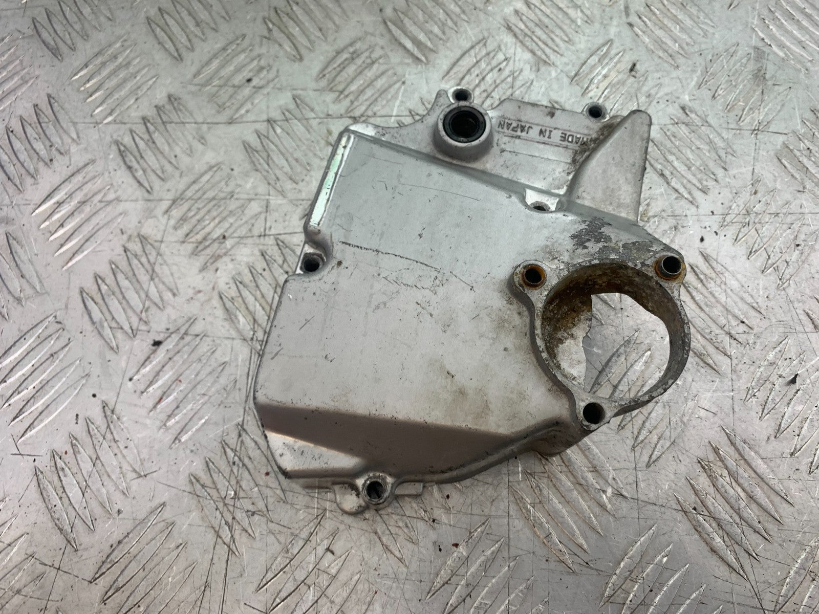 YAMAHA YZF1000 THUNDERACE SPROCKET COVER   YEAR 1997-2000 (CMB1204)