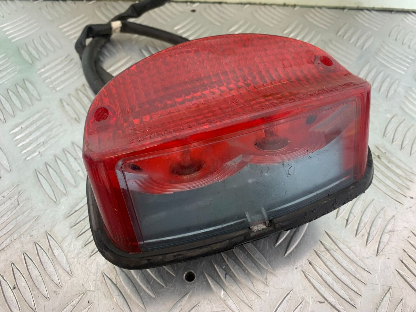 HONDA VT1100 C SHADOW SPIRIT REAR LIGHT  2002-2003 (CMB1035)