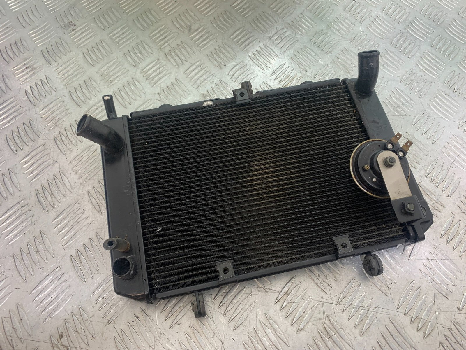 SUZUKI GSR600 GSR 600 RADIATOR   2006-2010 (CMB1177)