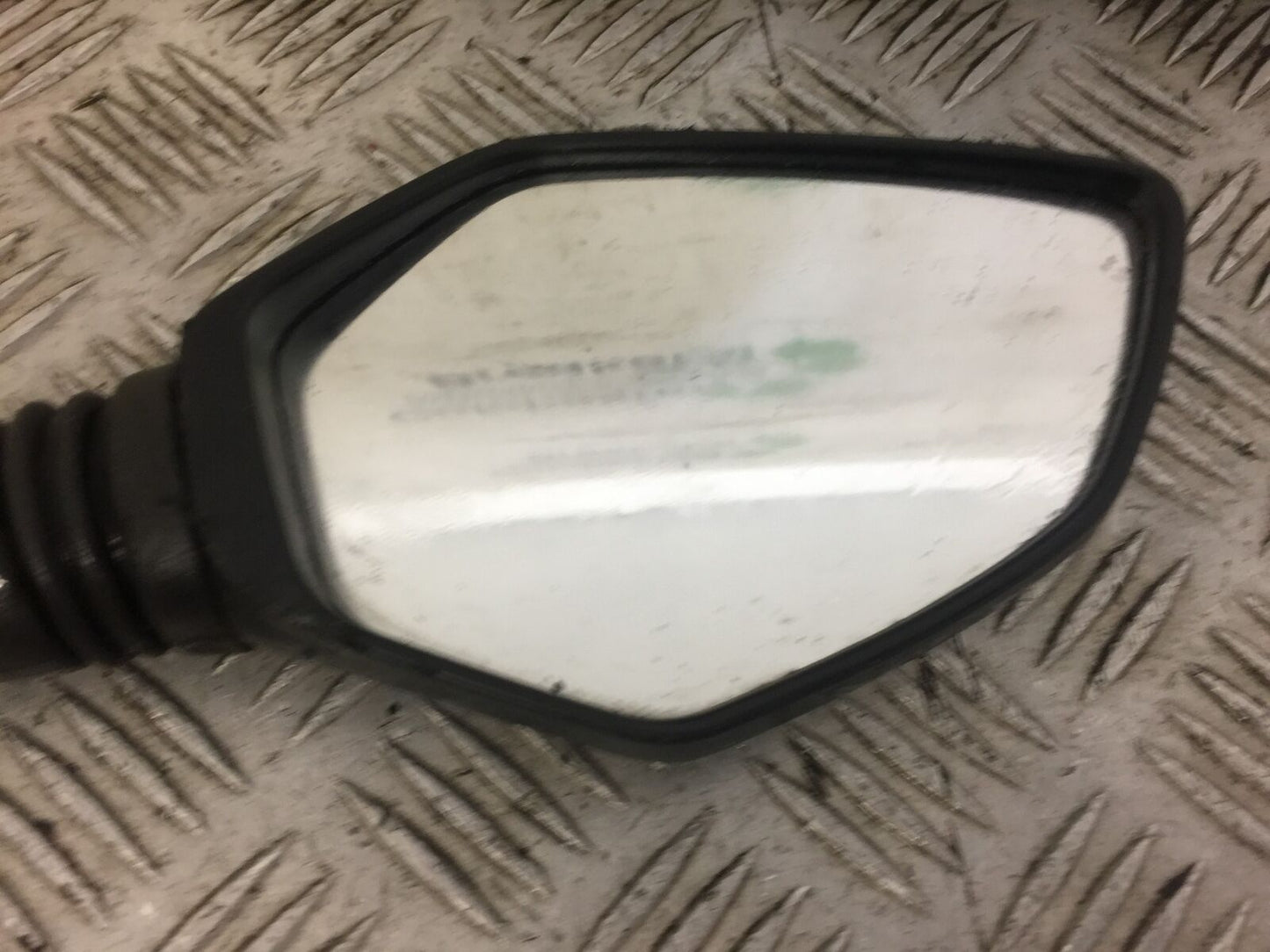 KTM DUKE 390 RIGHT MIRROR  YEAR 2013- 2016 (STOCK 490)