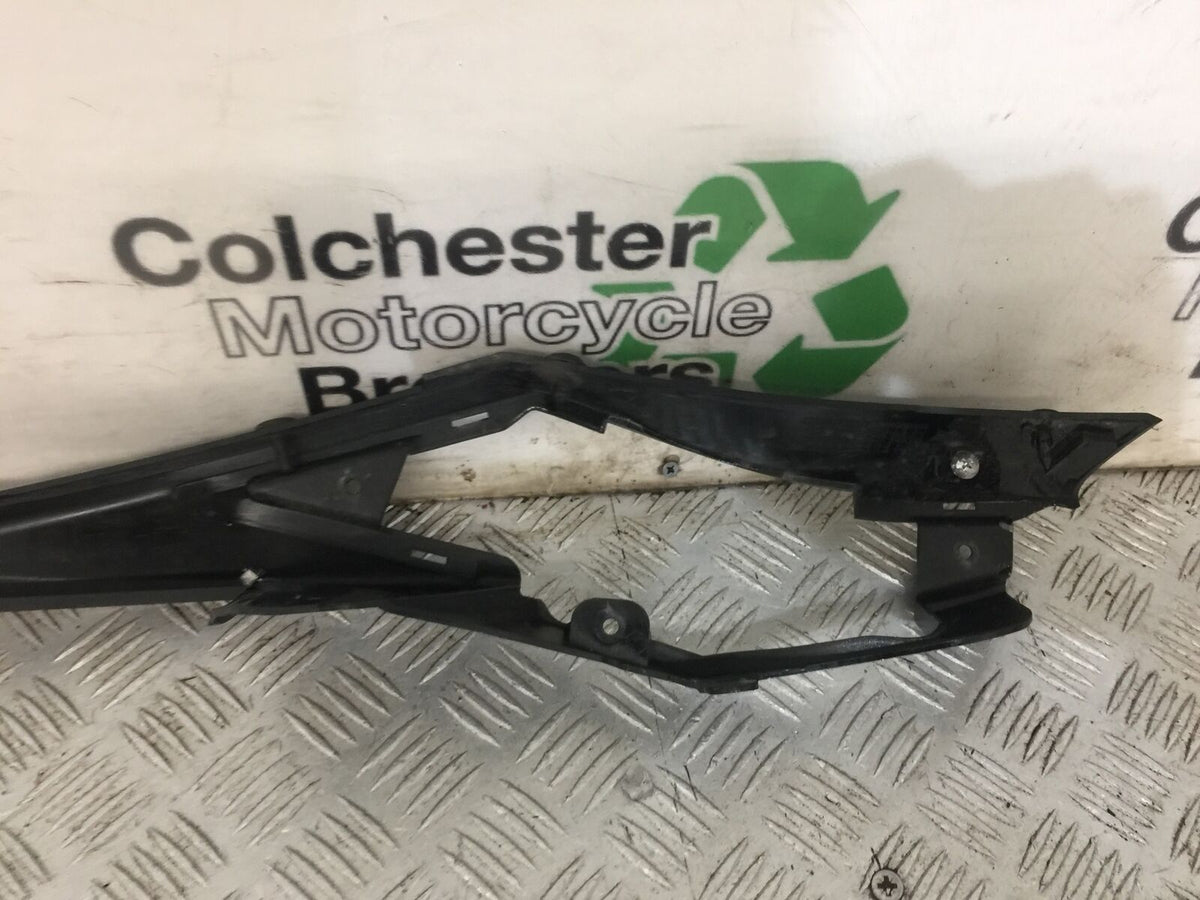 SUZUKI GSXR750 GSXR 750 K8 K9 L0 LEFT SEAT PANEL  YEAR 2009 (STOCK 851)