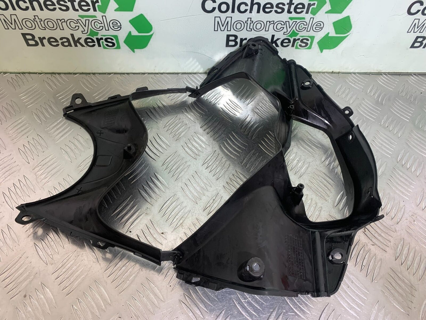 SUZUKI DL 650 V-STROM CLOCK SURROUND  YEAR 2016 (STOCK 996)
