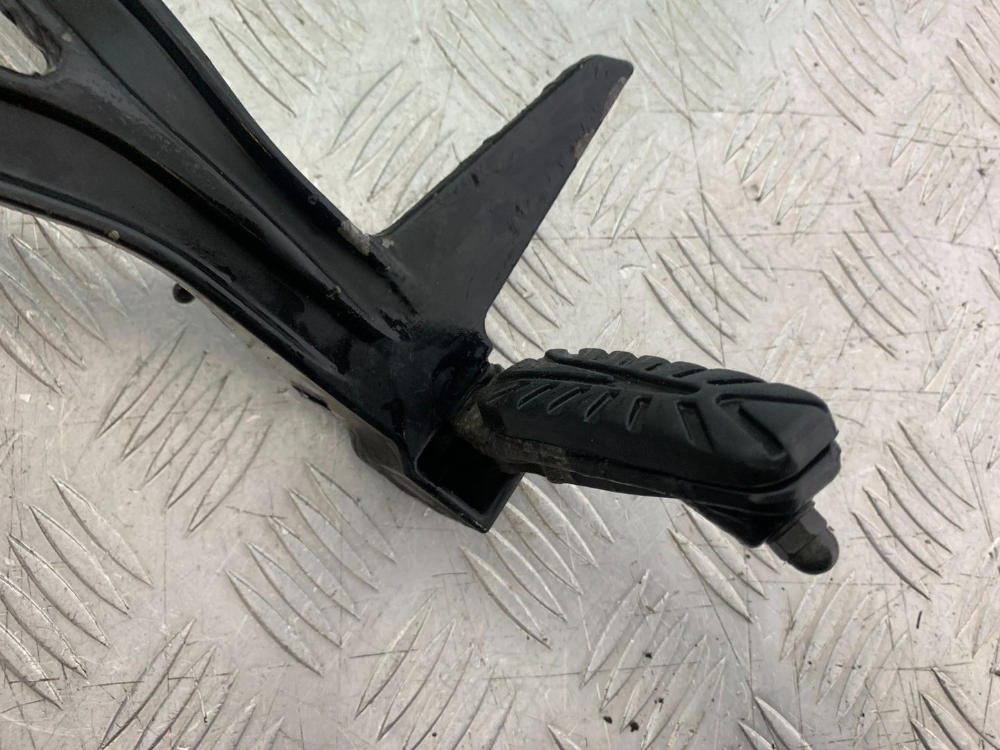 KTM RC125 RC 125 LEFT REAR HANGER  YEAR 2017-2022 (CMB 1244)