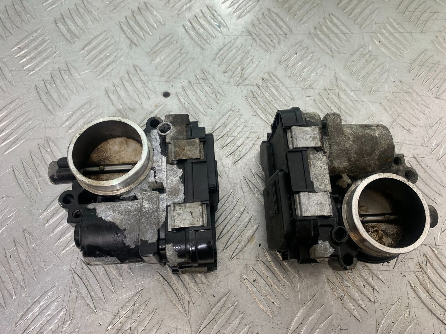BMW R1200 R 1200 GS THROTTLE BODIES   YEAR 2013-2016 (CMB1257)