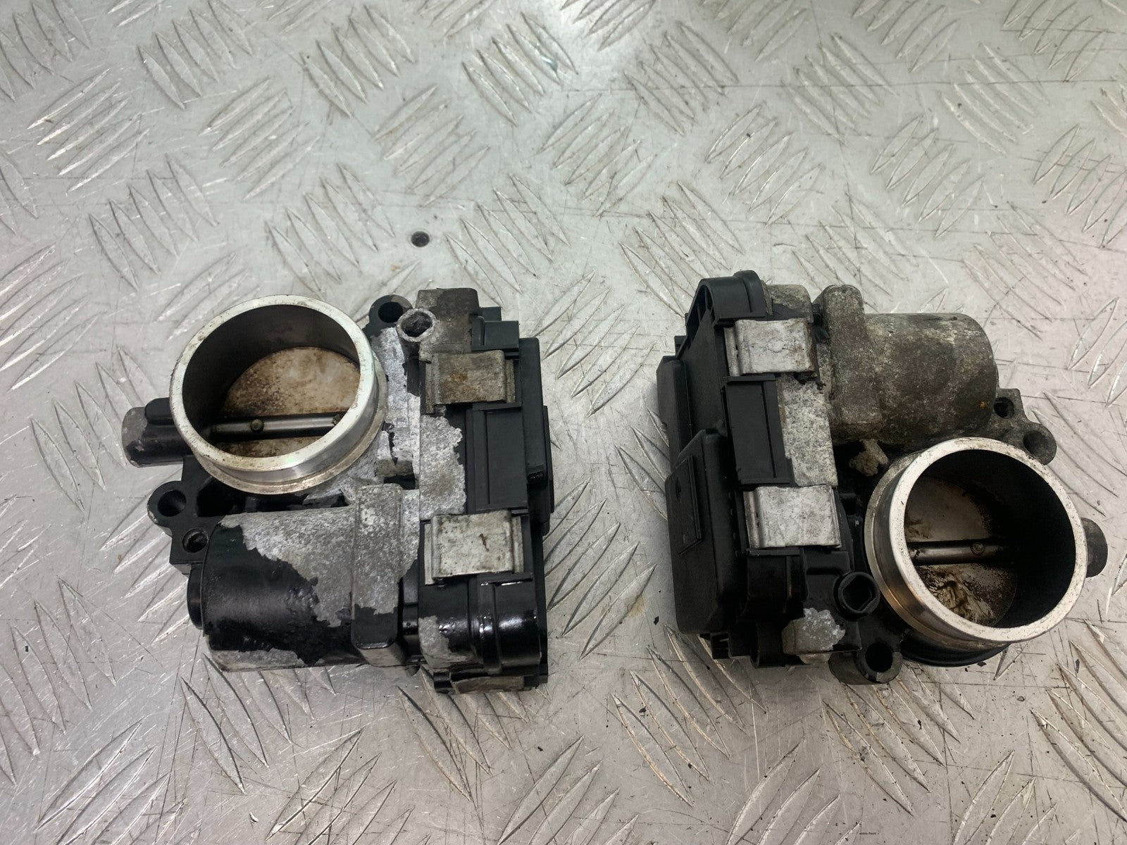 BMW R1200 R 1200 GS THROTTLE BODIES   YEAR 2013-2016 (CMB1257)