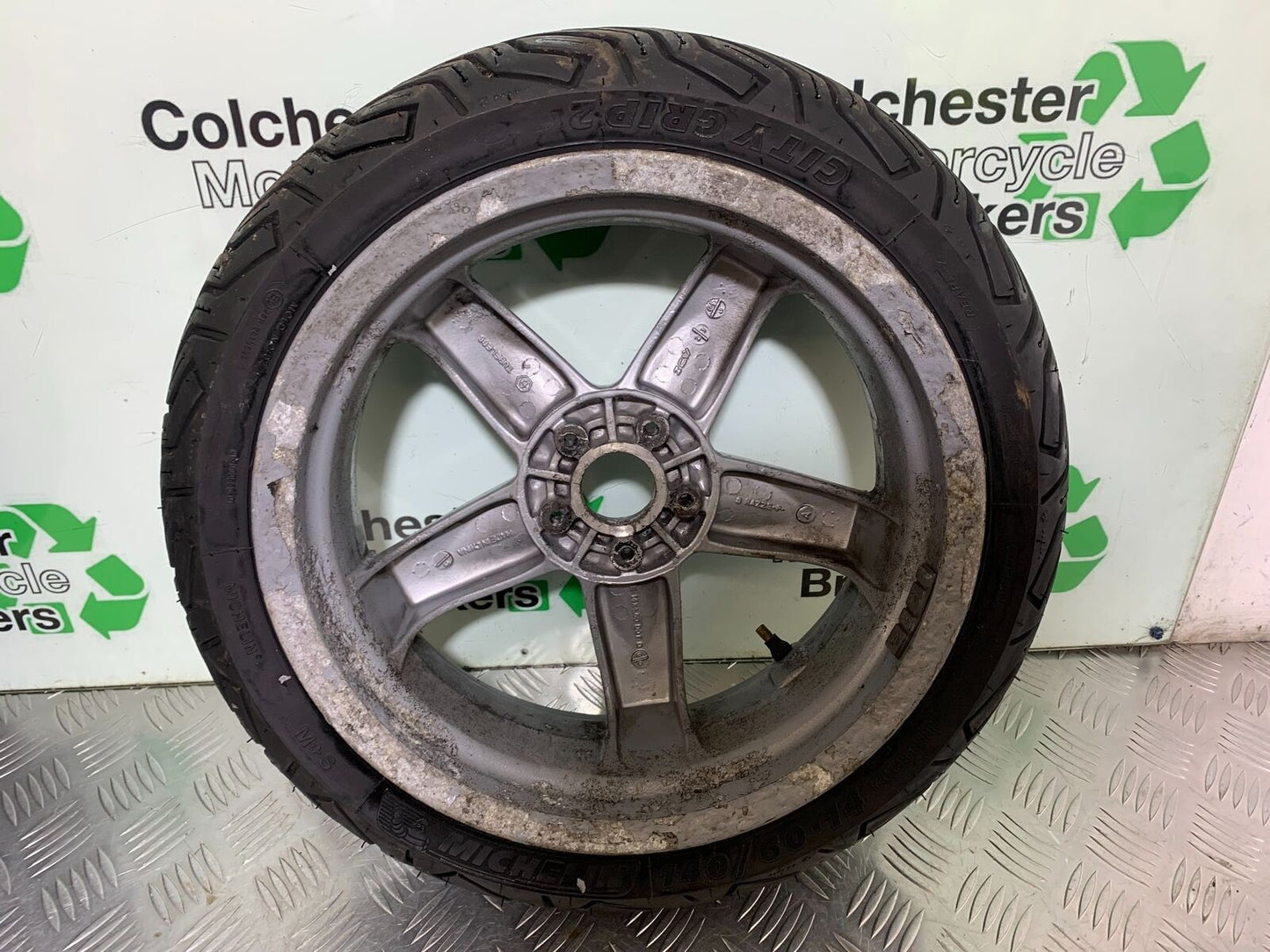 PIAGGIO X EVO 400 REAR WHEEL (GOOD TYRE)  YEAR 2007-2011 (CMB1069)