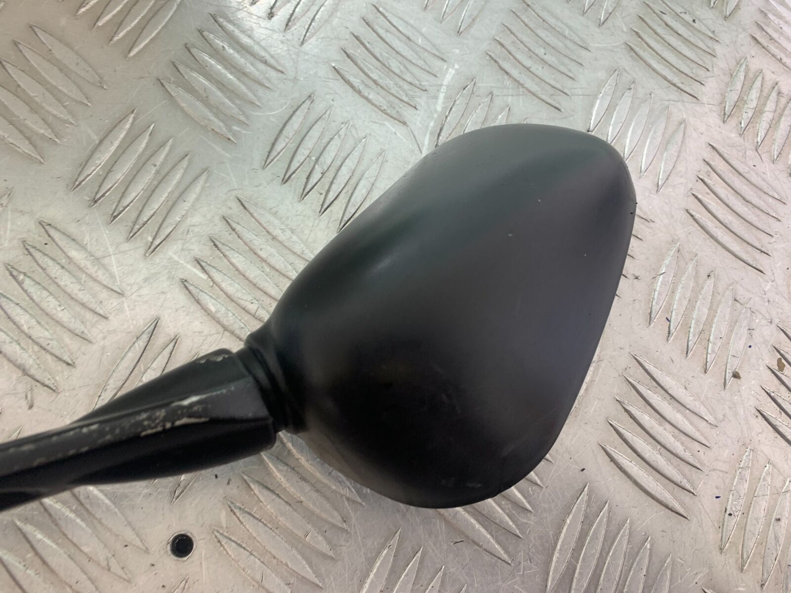 YAMAHA XJ6 XJ6-S RIGHT MIRROR  YEAR 2009-2015  (CMB1070)