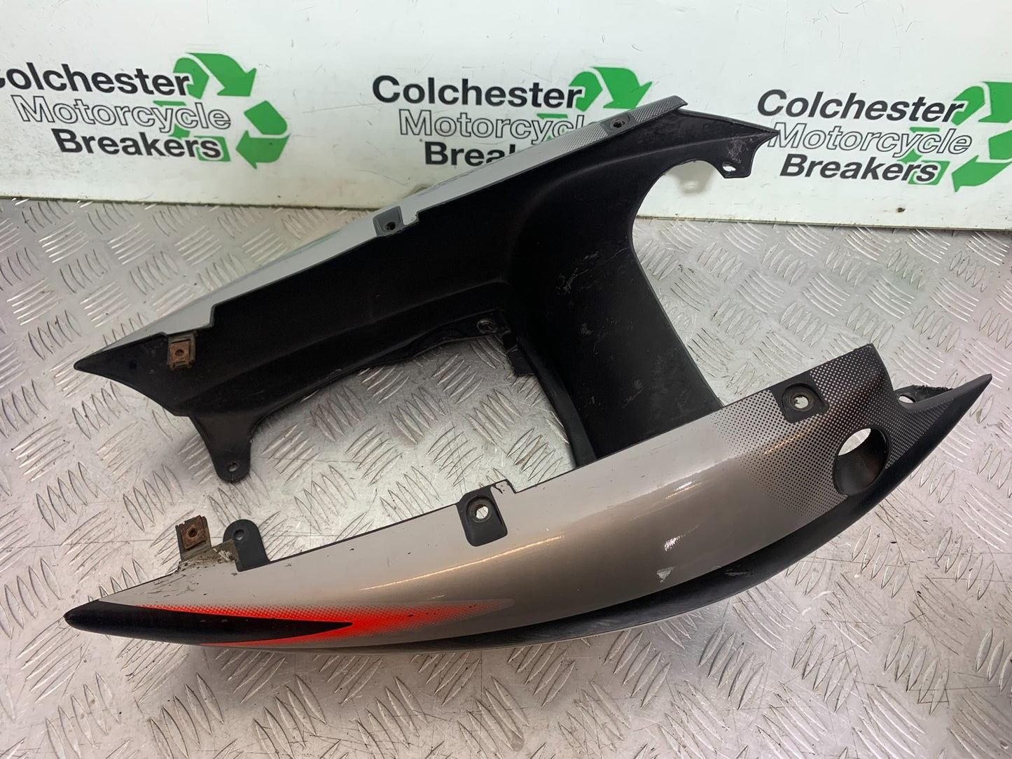 APRILIA RSV1000 RSV 1000 MILLE TAIL PIECE SEAT UNIT  1998- 2003 (CMB1184)