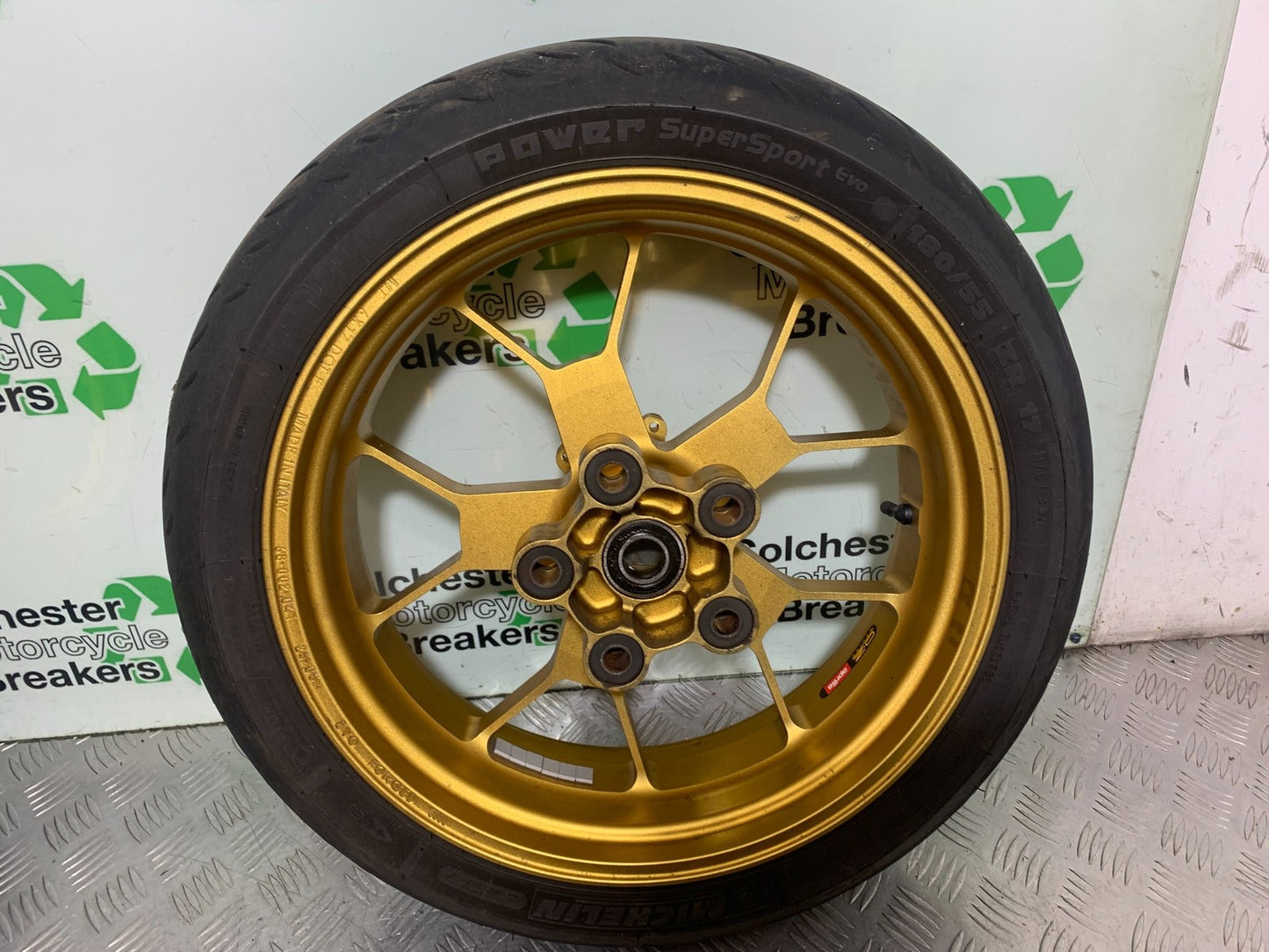 APRILIA RSV1000 R FACTORY OZ REAR WHEEL   2004-09 (CMB1203)