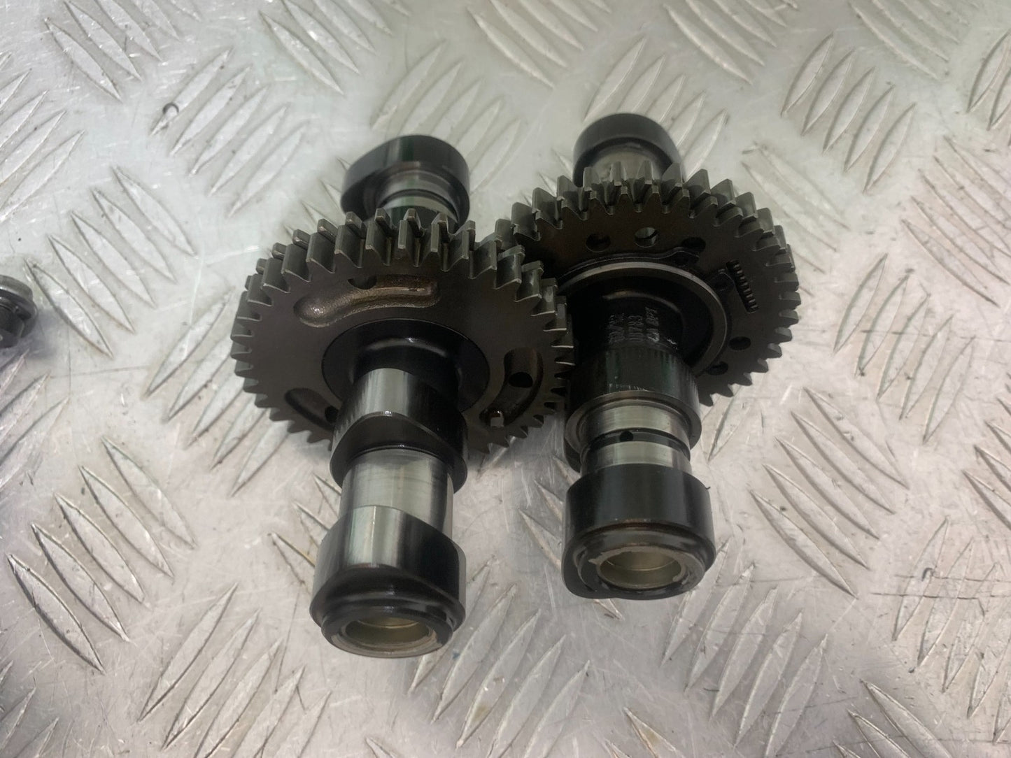 APRILIA RSV4 FACTORY FRONT AND REAR CANSHAFTS    YEAR 2009-2012 (CMB1224)