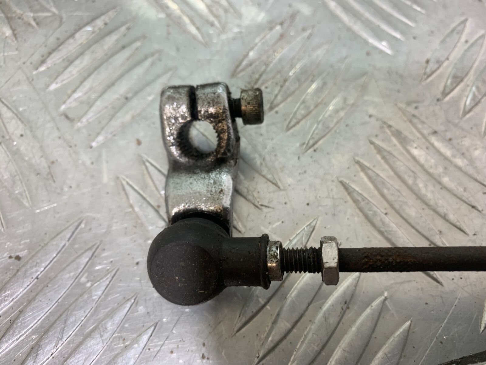 YAMAHA FJ1100 FJ 1100 GEAR LEVER  YEAR 1984-85 (CMB1101)