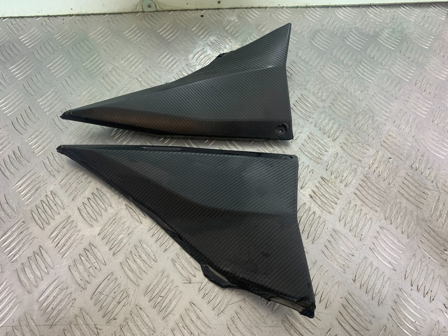 KAWASAKI Z1000 Z 1000 LEFT AND RIGHT SIDE COVERS  YEAR 2003-2006 (CMB1099)